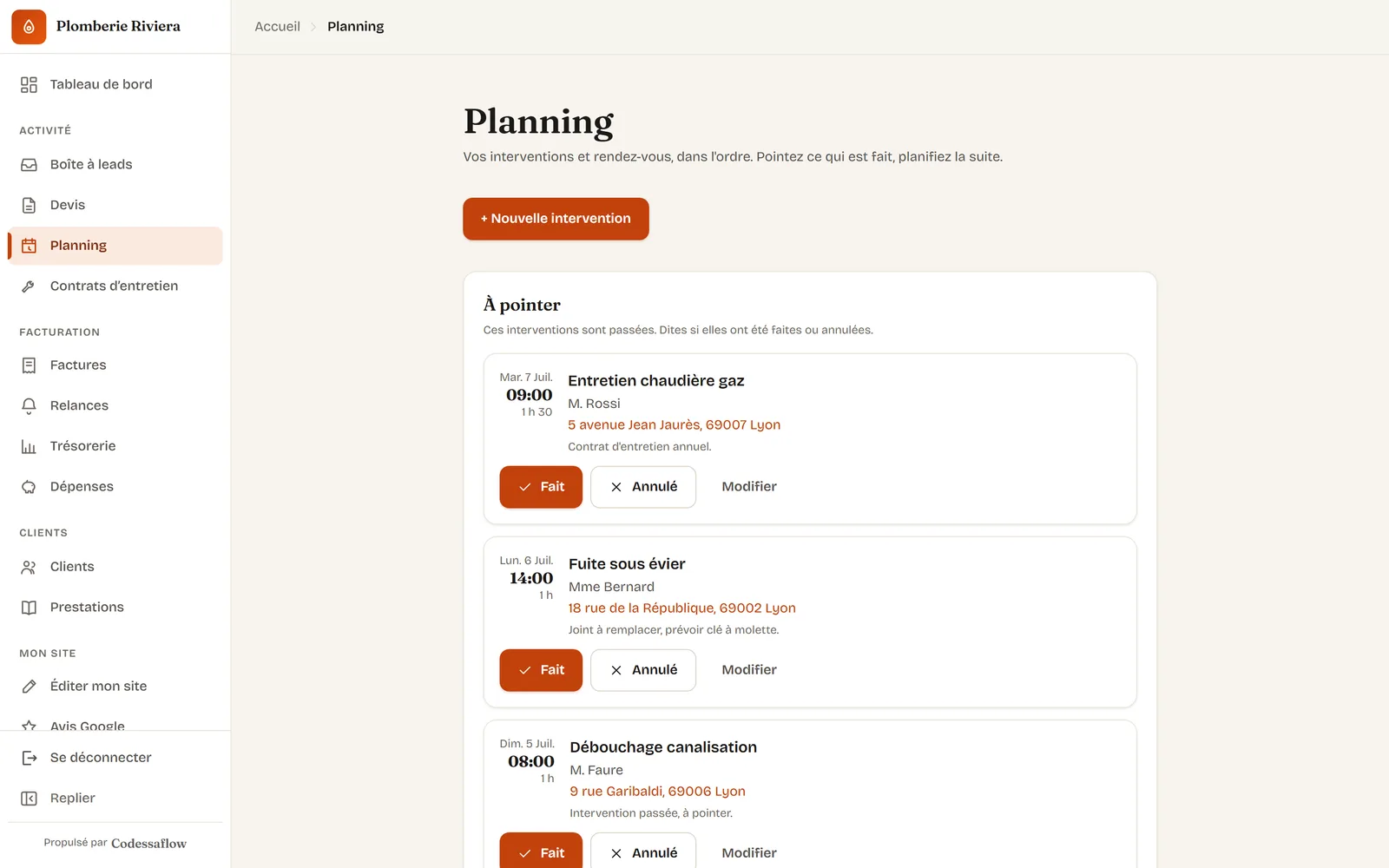 Écran Planning du cockpit CodessaFlow avec les interventions regroupées par jour.